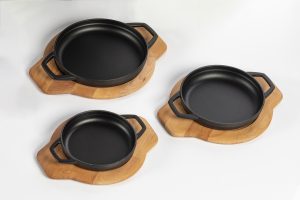 Support en bois 16 cm (compatible avec les poêles en fonte 16 cm- 19cm- 22cm)